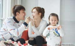 娱乐吃瓜说父母,揭秘明星父母的育儿经
